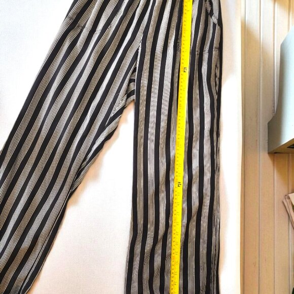 Ci Sono Black & White Stripe Wide Leg Pants – Smocked Waist – Size L - Picture 7 of 11